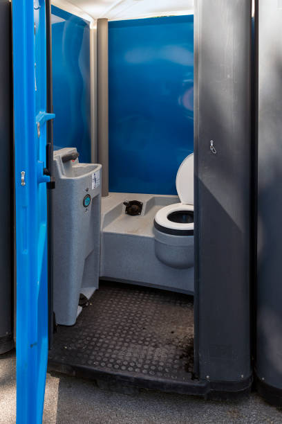 Best Luxury portable toilet rental  in Goodwater, AL